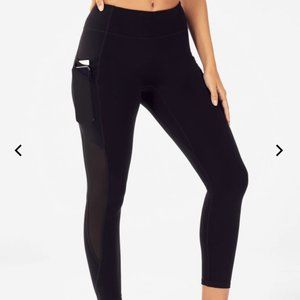 NEW! Midrise Pocket 7/8, Black, S, Pant Legging
